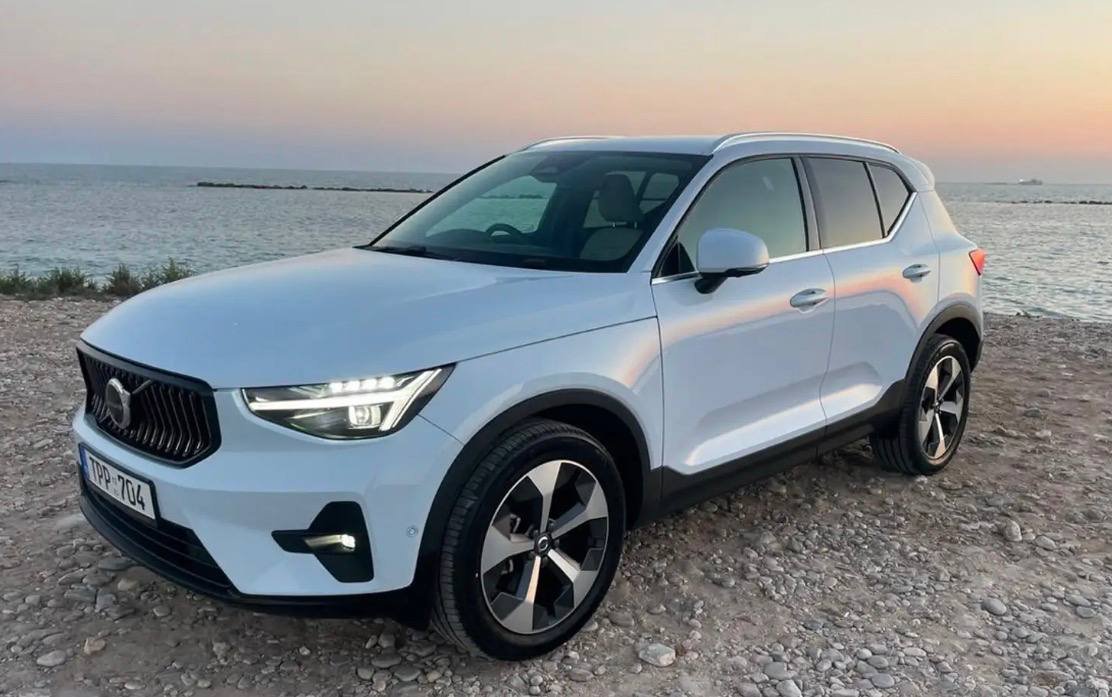 Продажа Volvo XC40 2024