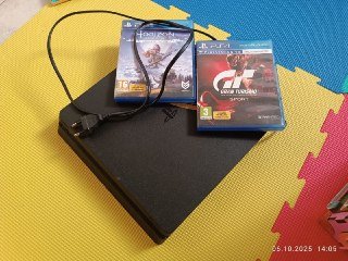 PSP 4 с играми в Никосии
