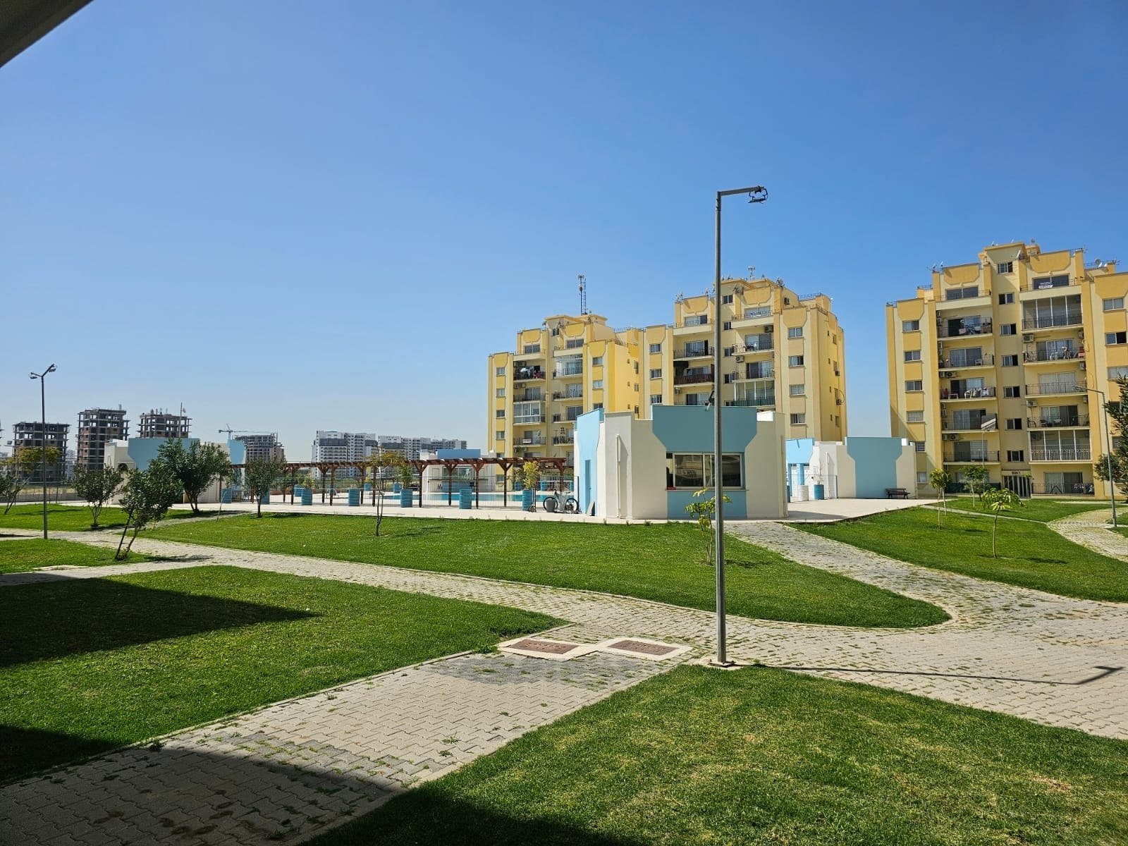 Квартира 1+1 в Begonville
