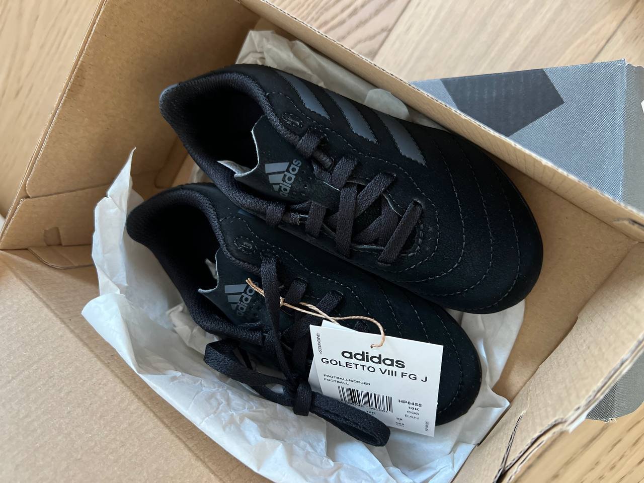 Детские кроссовки Adidas 28 размера