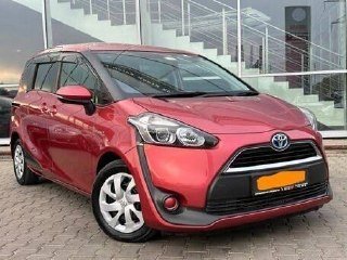 Аренда Toyota Sienta 2018