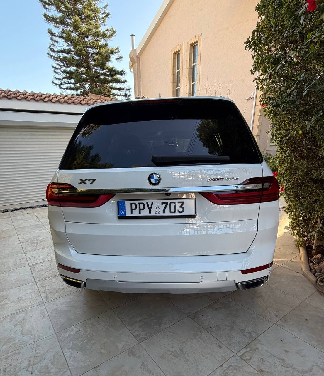 BMW X7 40d 2022 в отличном состоянии