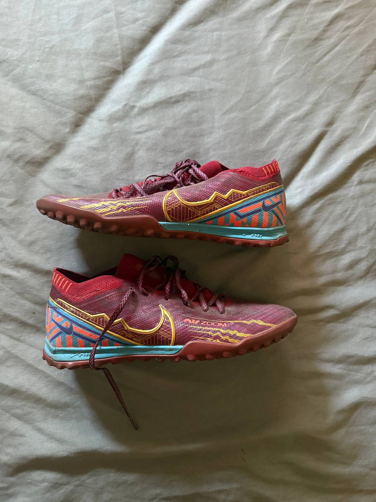 Кроссовки Nike 40 размера