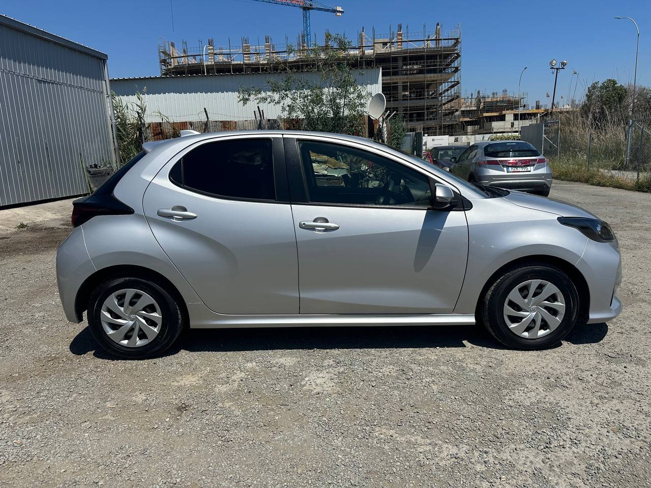 Toyota Yaris Hybrid 2021 в Ларнаке