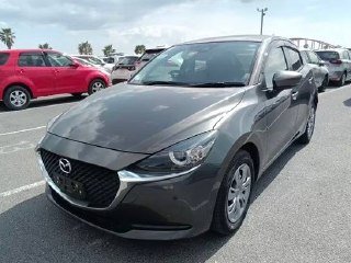 Аренда Mazda 2 2023 в Лимассоле